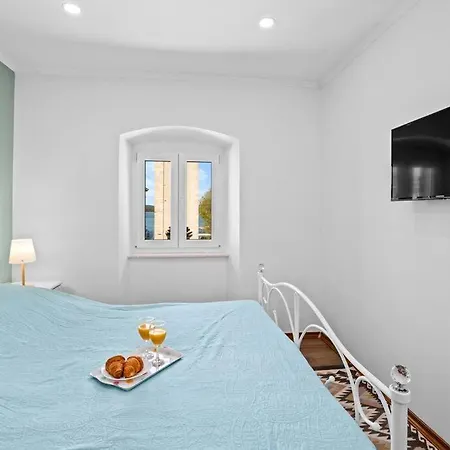 Old Tower Center Apartamento